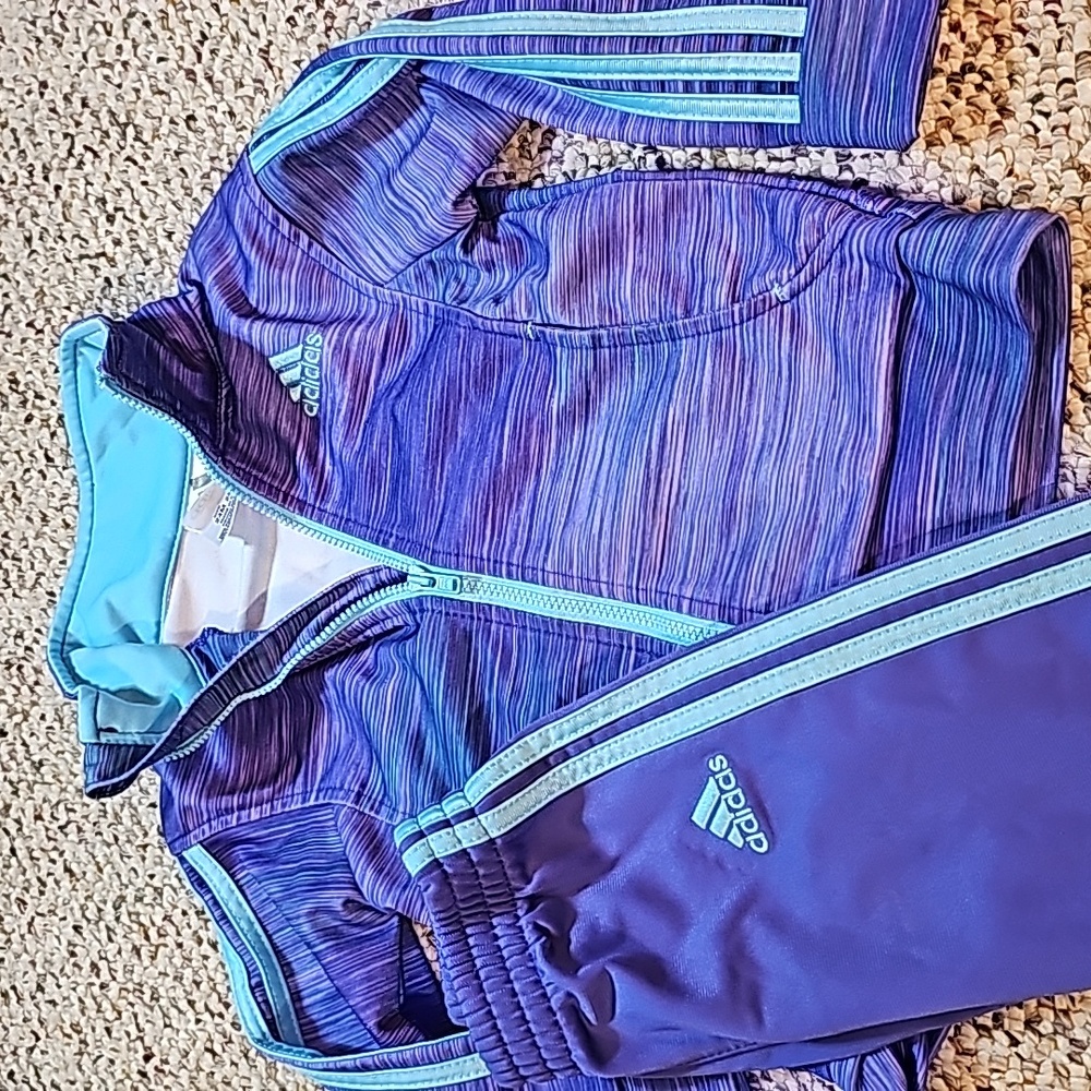 Adidas sweat suit
